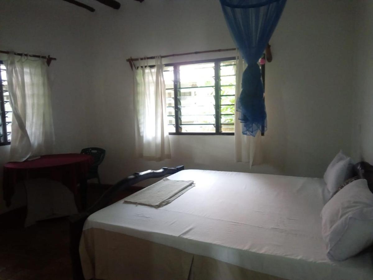 Travellers Inn Resort Malindi Kijiwetanga Exterior foto